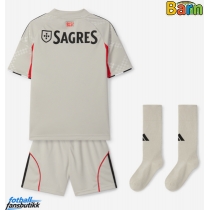 Benfica Bortedraktsett Barn 2025-26 Kortermet (+ Korte bukser)